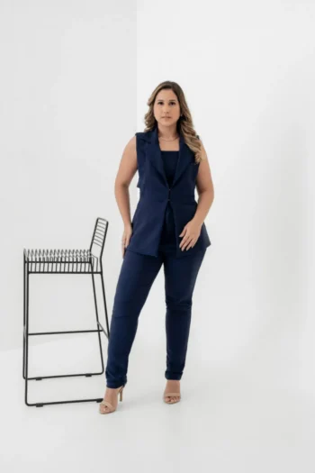 Conjunto Zainab azul marino (tres piezas)