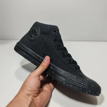 botin negro entero puntos